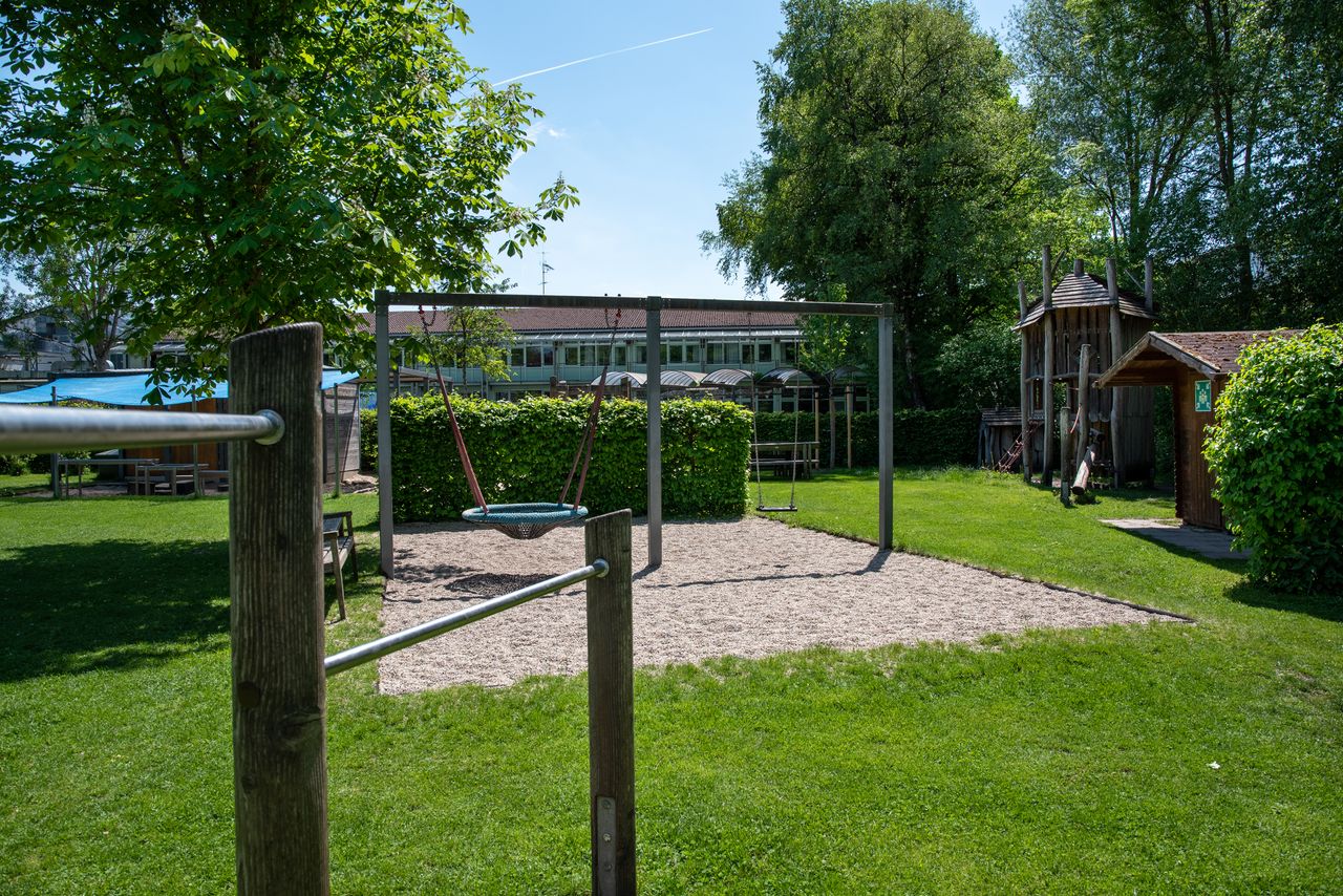 Gemeindlicher bilingualer Kindergarten „Flohkiste“ – Gemeinde Gröbenzell