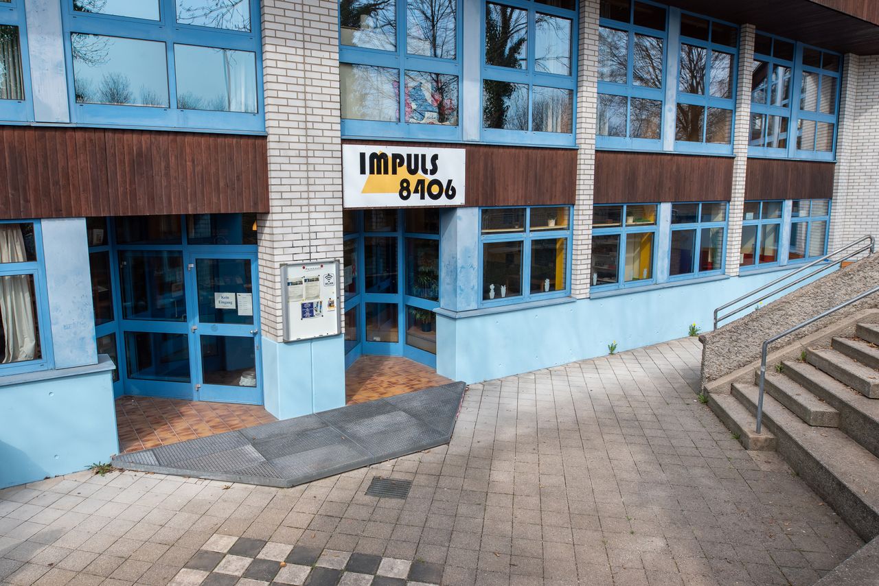 Außenansicht JBS IMPULS 8406 Außenansicht JBS IMPULS 8406