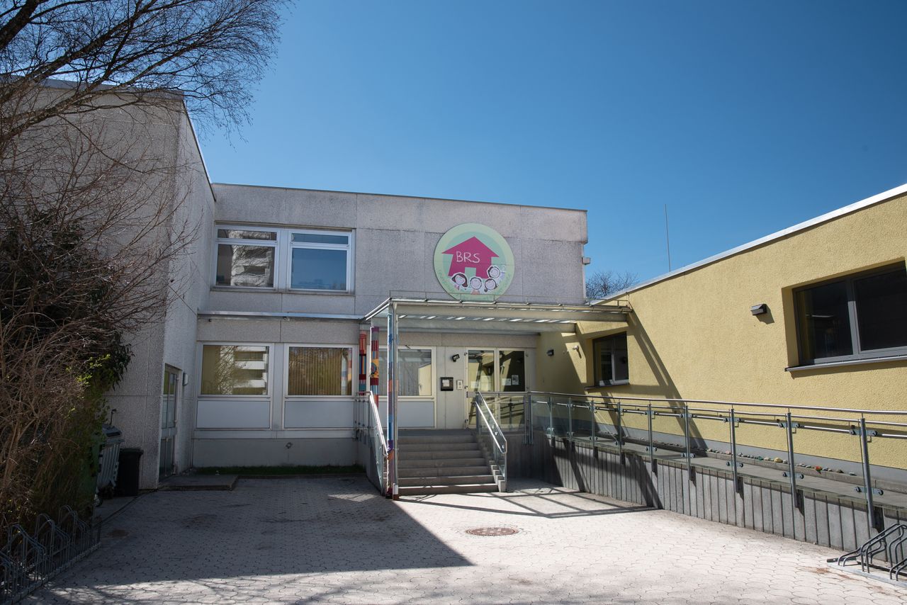 Eingang der Bernhard-Rößner-Schule