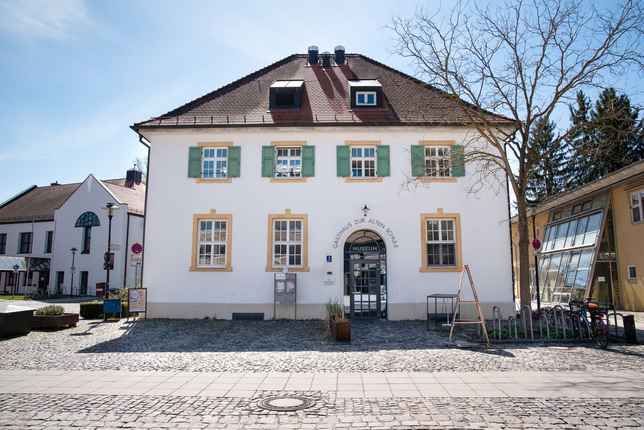 Außenaufnahme Alte Schule 