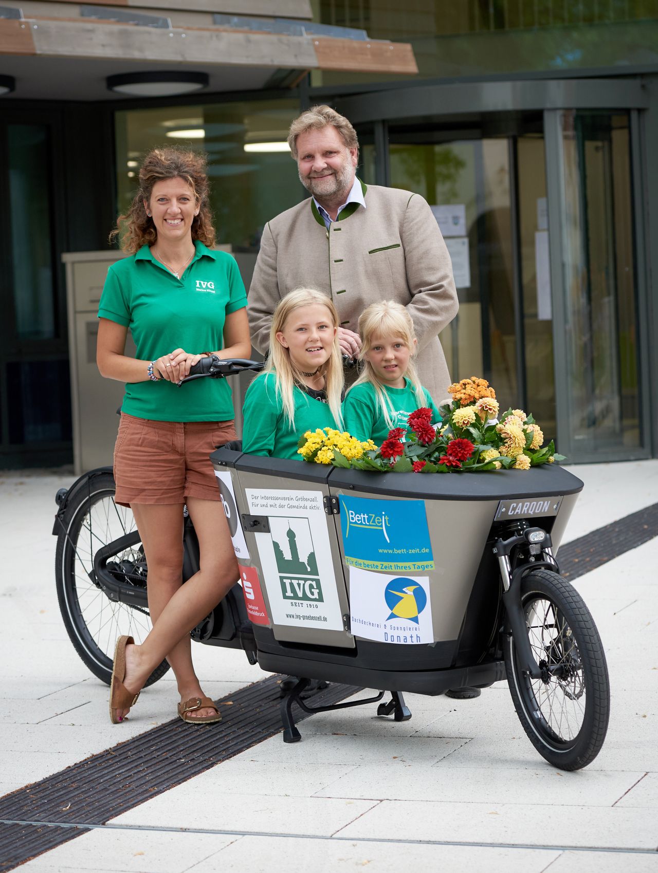 Übergabe des Lastenfahrrads an den Ersten Bürgermeister Martin Schäfer