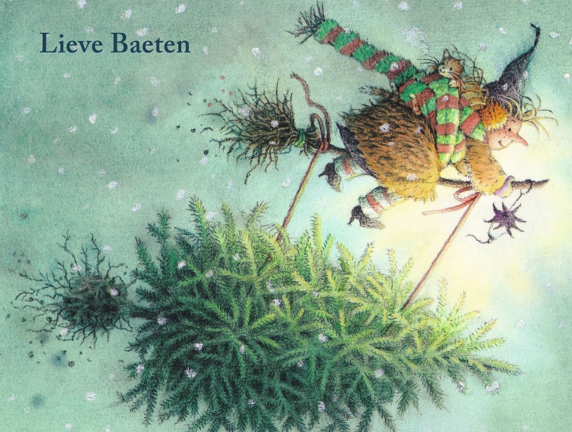Bilderbuchkino: Die kleine Hexe feiert Weihnachten Die kleine Hexe fliegt auf ihrem Besen, an dem eine Tanne mit zwei Seilen befestigt ist.