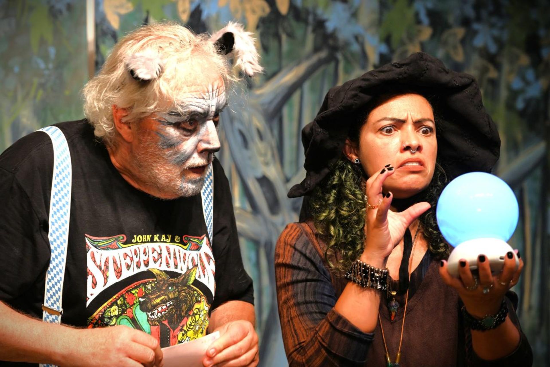Foto von einem Schauspieler und einer Schauspielerin