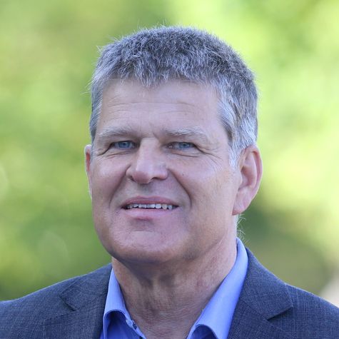 Dr. Martin Runge Dr. Martin Runge