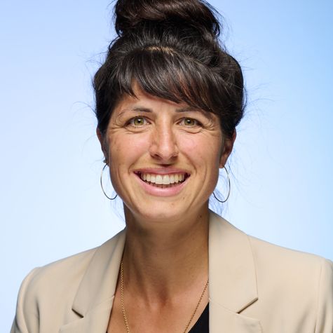 Larissa Holmer