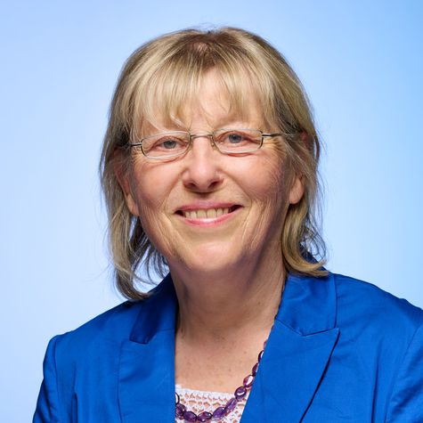 Dr. Monika Baumann