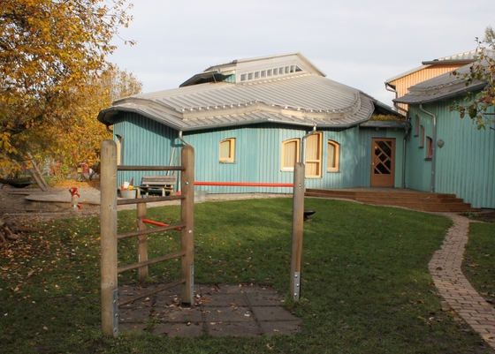 Außenaufnahme der Einrichtung.